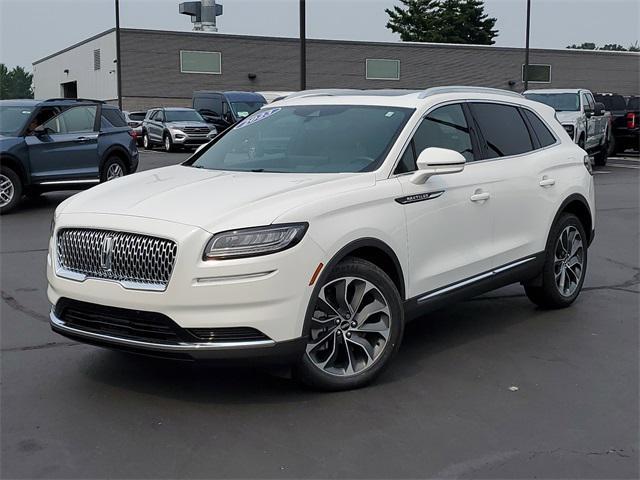 Photo of 2023 Pristine White Metallic Tri-Coat Lincoln Nautilus