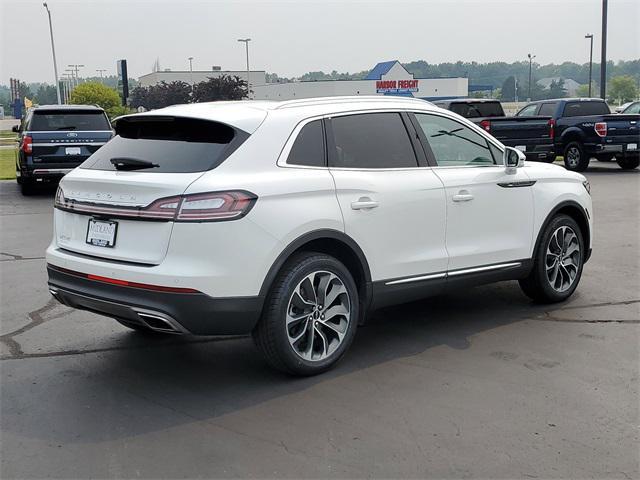 Photo of 2023 Pristine White Metallic Tri-Coat Lincoln Nautilus