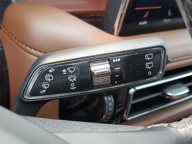 Photo of 2023 Pristine White Metallic Tri-Coat Lincoln Nautilus