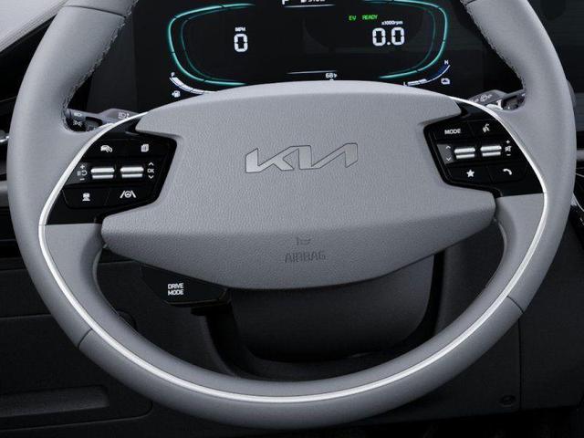 Photo of 2025 Mineral Blue Kia Niro
