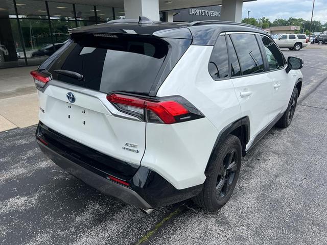 Photo of 2021 Blizzard Pearl / Midnight Black Metallic Toyota RAV4 Hybrid