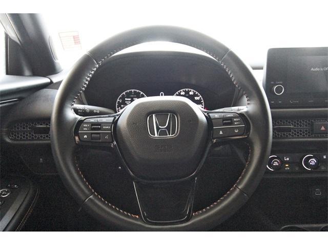 Photo of 2025 White Honda HR-V