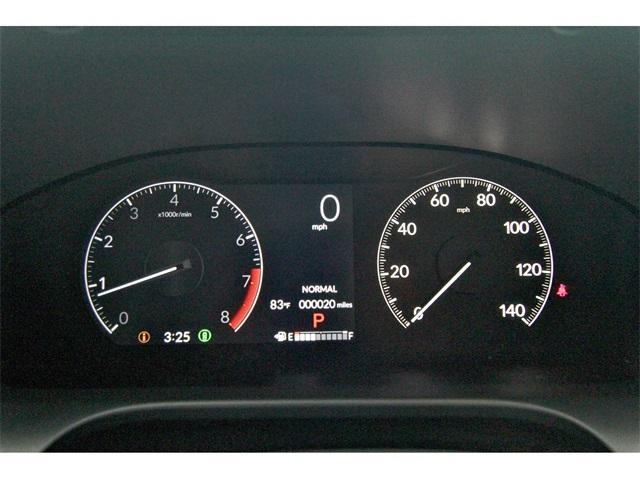 Photo of 2026 Platinum White Pearl Honda HR-V