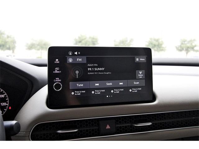 Photo of 2026 Platinum White Pearl Honda HR-V