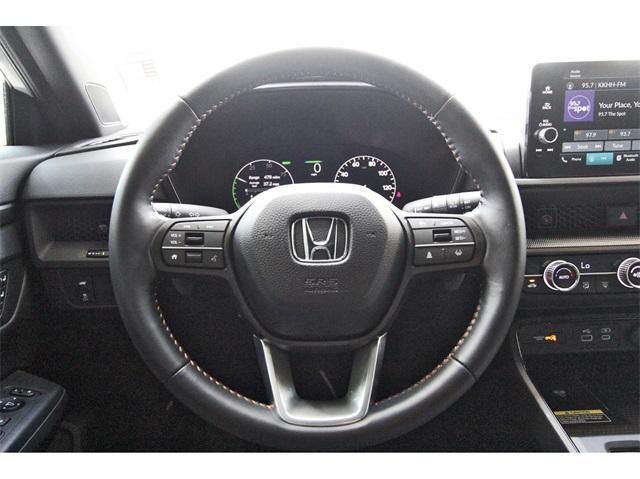 Photo of 2025 White Honda CR-V Hybrid