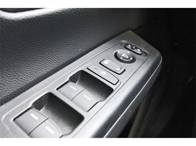 Photo of 2025 White Honda CR-V Hybrid