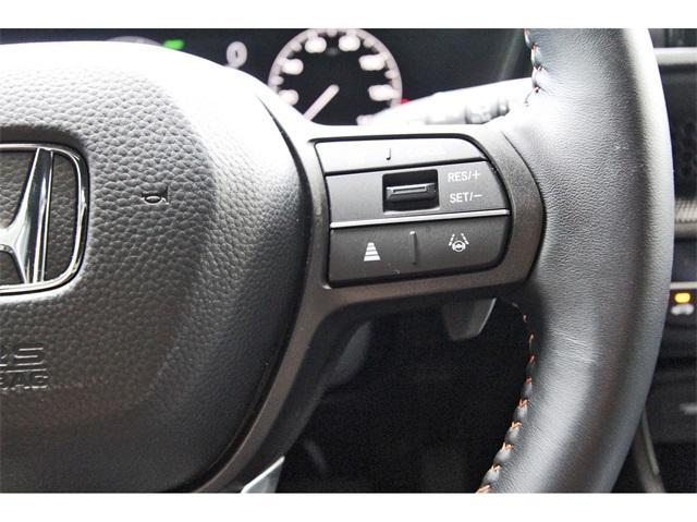 Photo of 2025 White Honda CR-V Hybrid