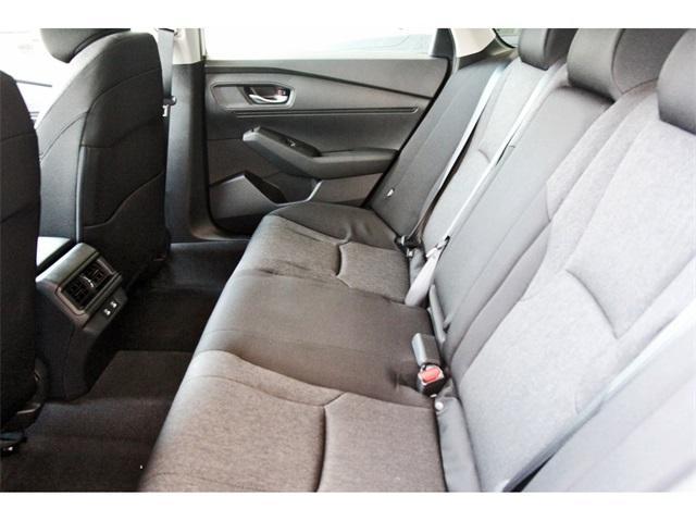 Photo of 2025 Platinum White Pearl Honda Accord