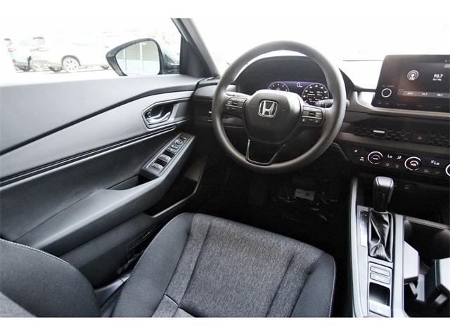 Photo of 2025 Platinum White Pearl Honda Accord