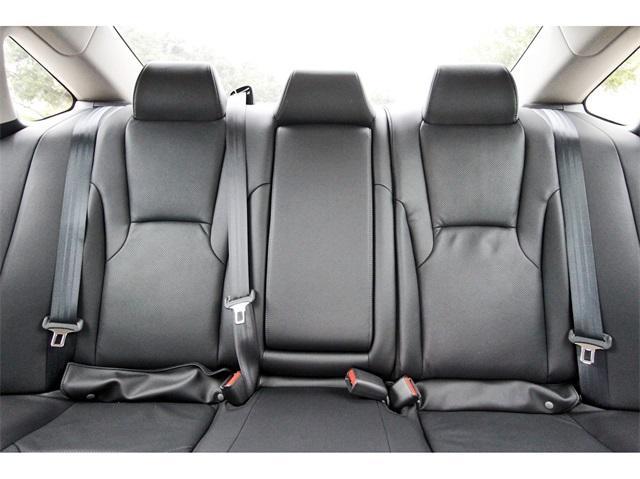 Photo of 2025 Platinum White Pearl Honda Accord Hybrid