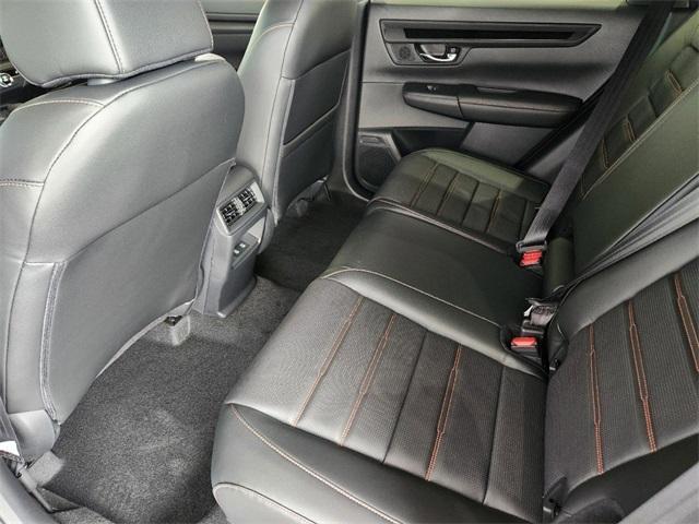 Photo of 2025 Silver Honda CR-V Hybrid