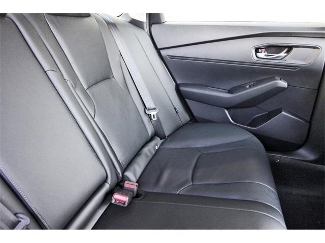 Photo of 2025 Platinum White Pearl Honda Accord Hybrid