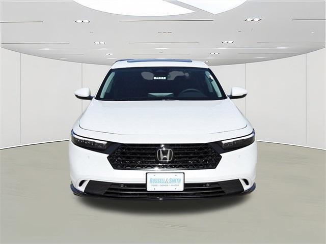 Photo of 2025 Platinum White Pearl Honda Accord Hybrid