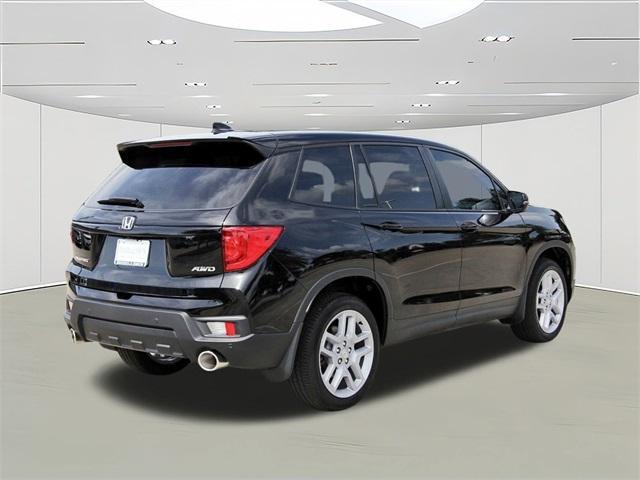 Photo of 2025 Black Honda Passport