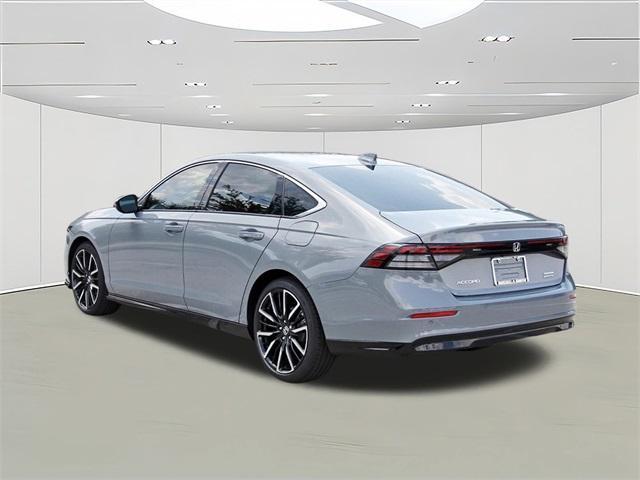 Photo of 2025 Urban Gray Pearl Honda Accord Hybrid