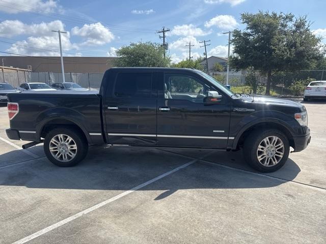 Photo of 2014 Tuxedo Black Metallic Ford F-150