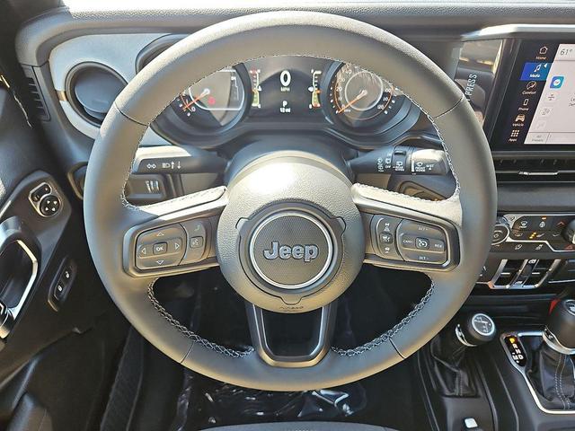 Photo of 2025 Black Clearcoat Jeep Wrangler