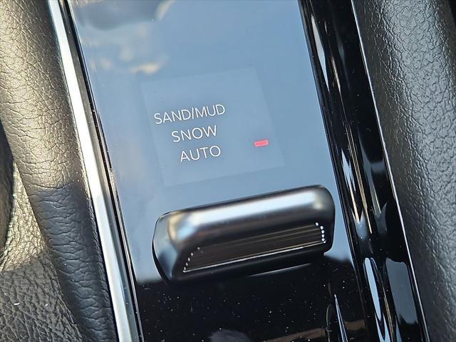 Photo of 2025 Red Hot Pearlcoat Jeep Compass