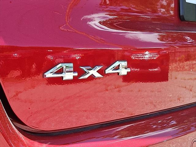 Photo of 2025 Red Hot Pearlcoat Jeep Compass