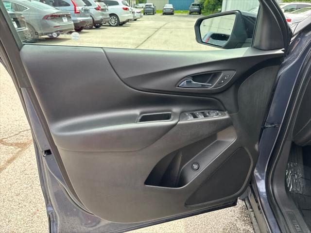 Photo of 2018 Storm Blue Metallic Chevrolet Equinox