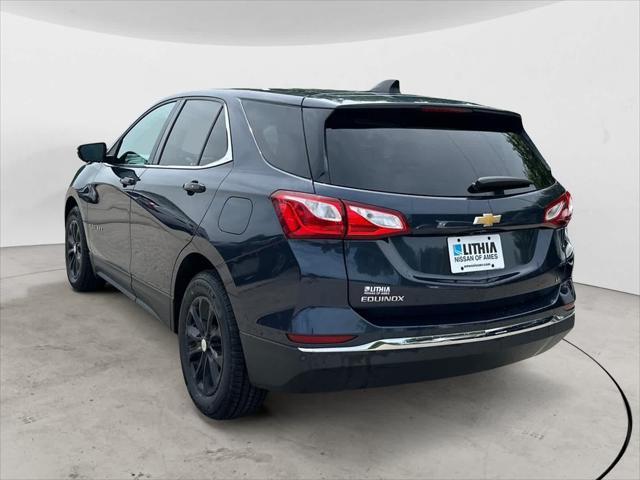 Photo of 2018 Storm Blue Metallic Chevrolet Equinox