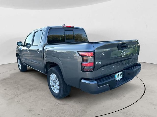 Photo of 2022 Gun Metallic Nissan Frontier