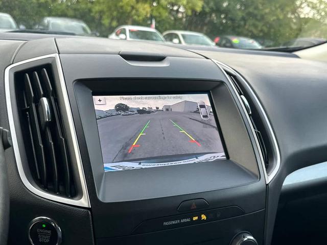 Photo of 2019 Magnetic Metallic Ford Edge