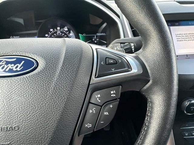 Photo of 2019 Magnetic Metallic Ford Edge