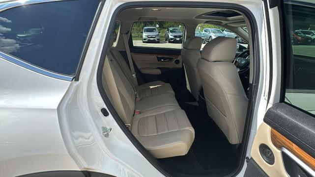 Photo of 2017 WHI/White Honda CR-V