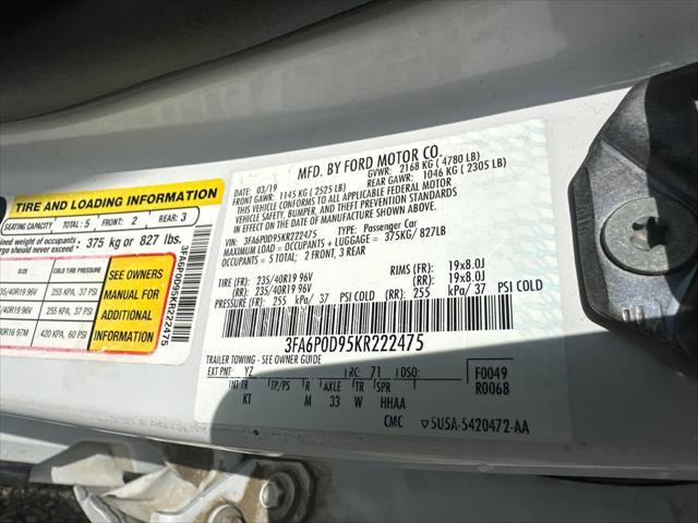 Photo of 2019 White Platinum Metallic Tri-Coat Ford Fusion
