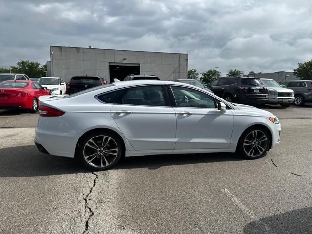 Photo of 2019 White Platinum Metallic Tri-Coat Ford Fusion