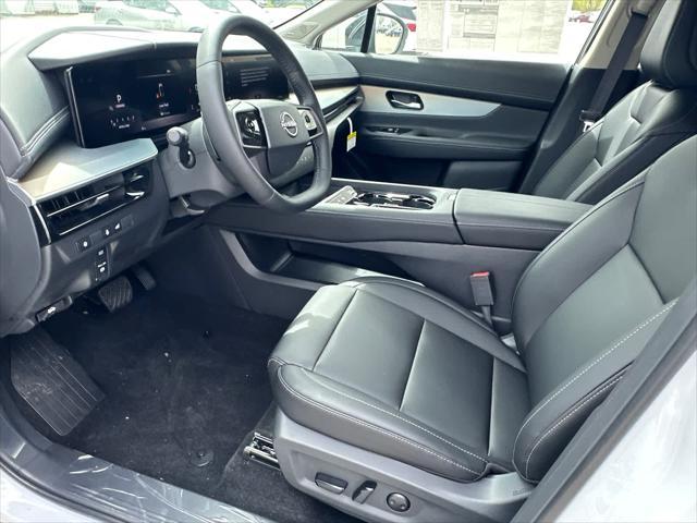 Photo of 2025 Everest White Pearl Tricoat Nissan Murano
