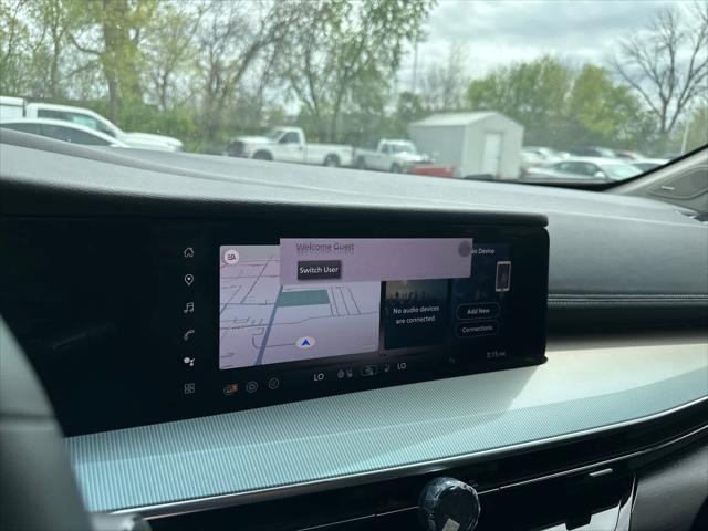 Photo of 2025 Everest White Pearl Tricoat Nissan Murano