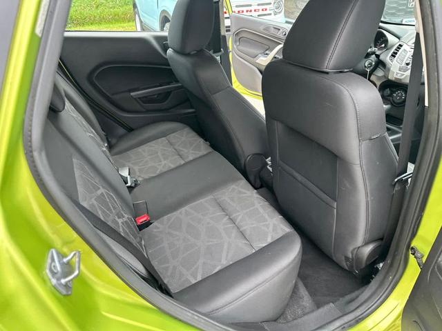 Photo of 2011 Lime Squeeze Metallic Ford Fiesta