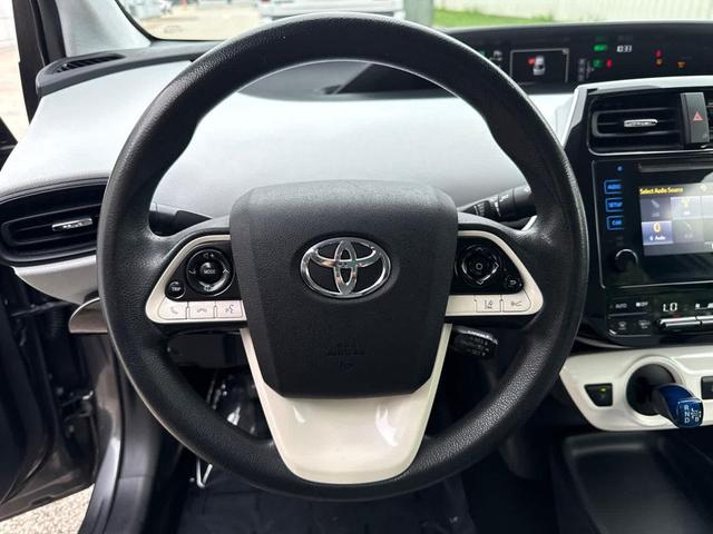 Photo of 2018 Magnetic Gray Metallic Toyota Prius