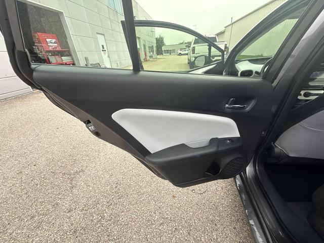 Photo of 2018 Magnetic Gray Metallic Toyota Prius