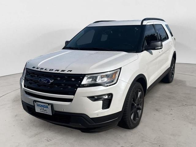 Photo of 2018 WHI/White Ford Explorer