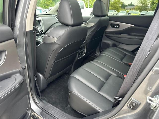Photo of 2024 GRAY/Gray Nissan Murano
