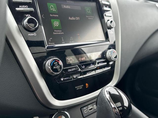Photo of 2024 GRAY/Gray Nissan Murano