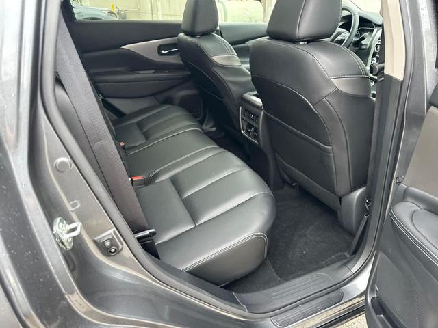Photo of 2024 GRAY/Gray Nissan Murano