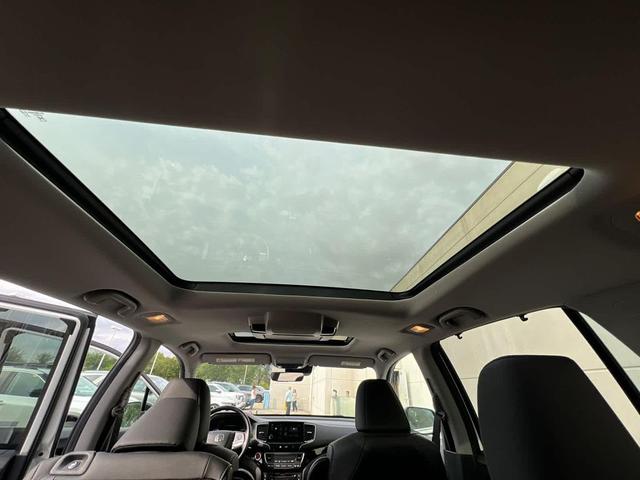Photo of 2022 Platinum White Pearl Honda Pilot