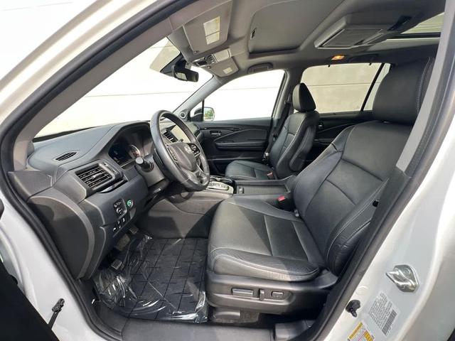 Photo of 2022 Platinum White Pearl Honda Pilot