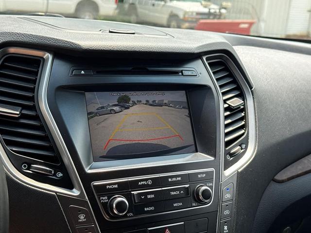 Photo of 2019 WHI/White Hyundai Santa Fe XL
