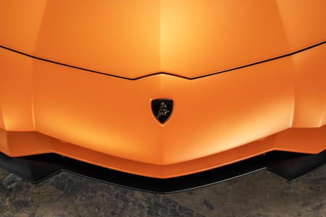 Photo of 2018 Orange Lamborghini Aventador S