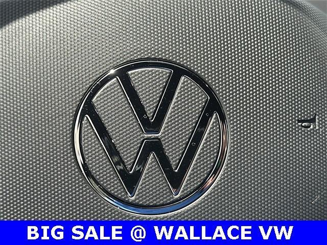 Photo of 2023 Pure White Volkswagen Atlas Cross Sport