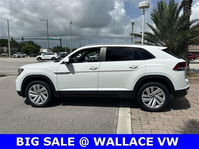 Photo of 2023 Pure White Volkswagen Atlas Cross Sport