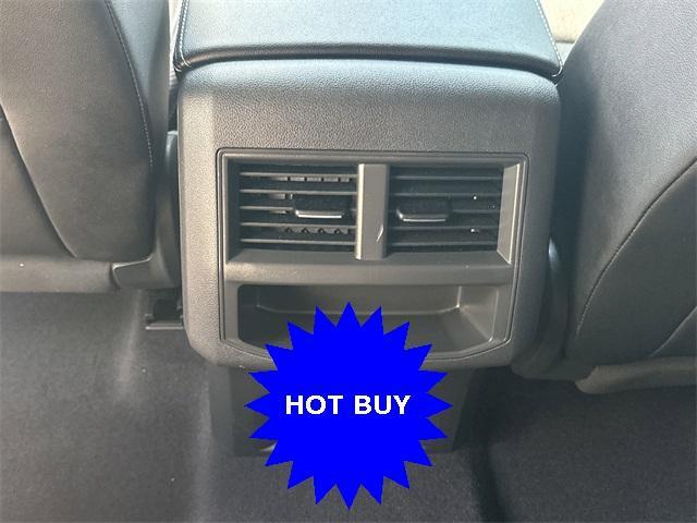 Photo of 2021 Deep Black Pearl Effect Volkswagen Atlas Cross Sport
