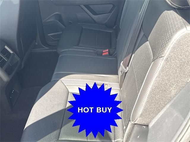 Photo of 2021 Deep Black Pearl Effect Volkswagen Atlas Cross Sport