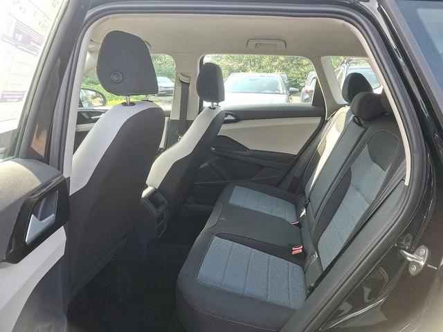 Photo of 2025 Deep Black Pearl Volkswagen Taos