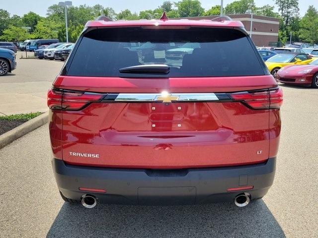 Photo of 2023 Radiant Red Chevrolet Traverse